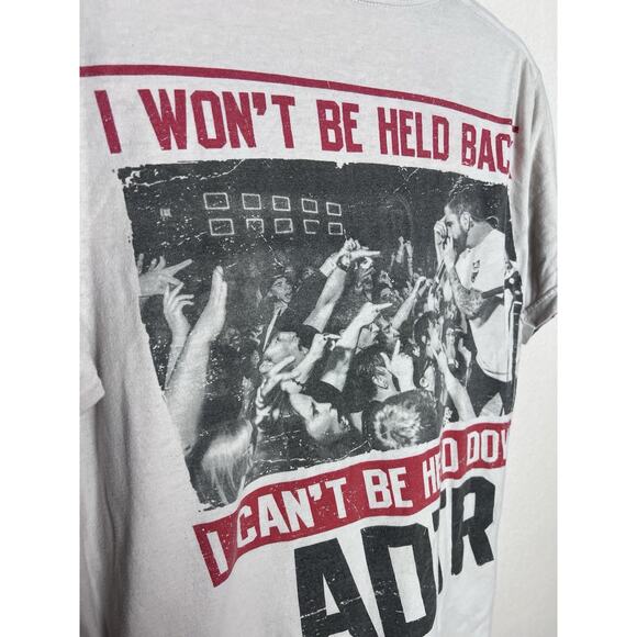 A Day To Remember ADTR Vintage Band T-Shirt Size Medium Short Sleeve Band Tee - Picture 8 of 8